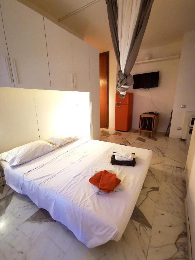 Rouge Studio - 10 Min From Vatican Apartment Luaran gambar