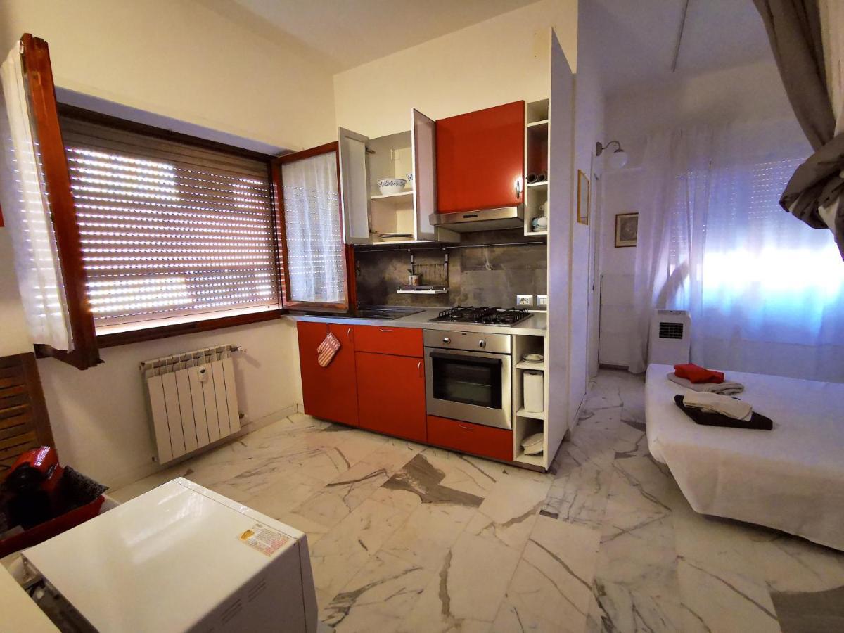 Rouge Studio - 10 Min From Vatican Apartment Luaran gambar